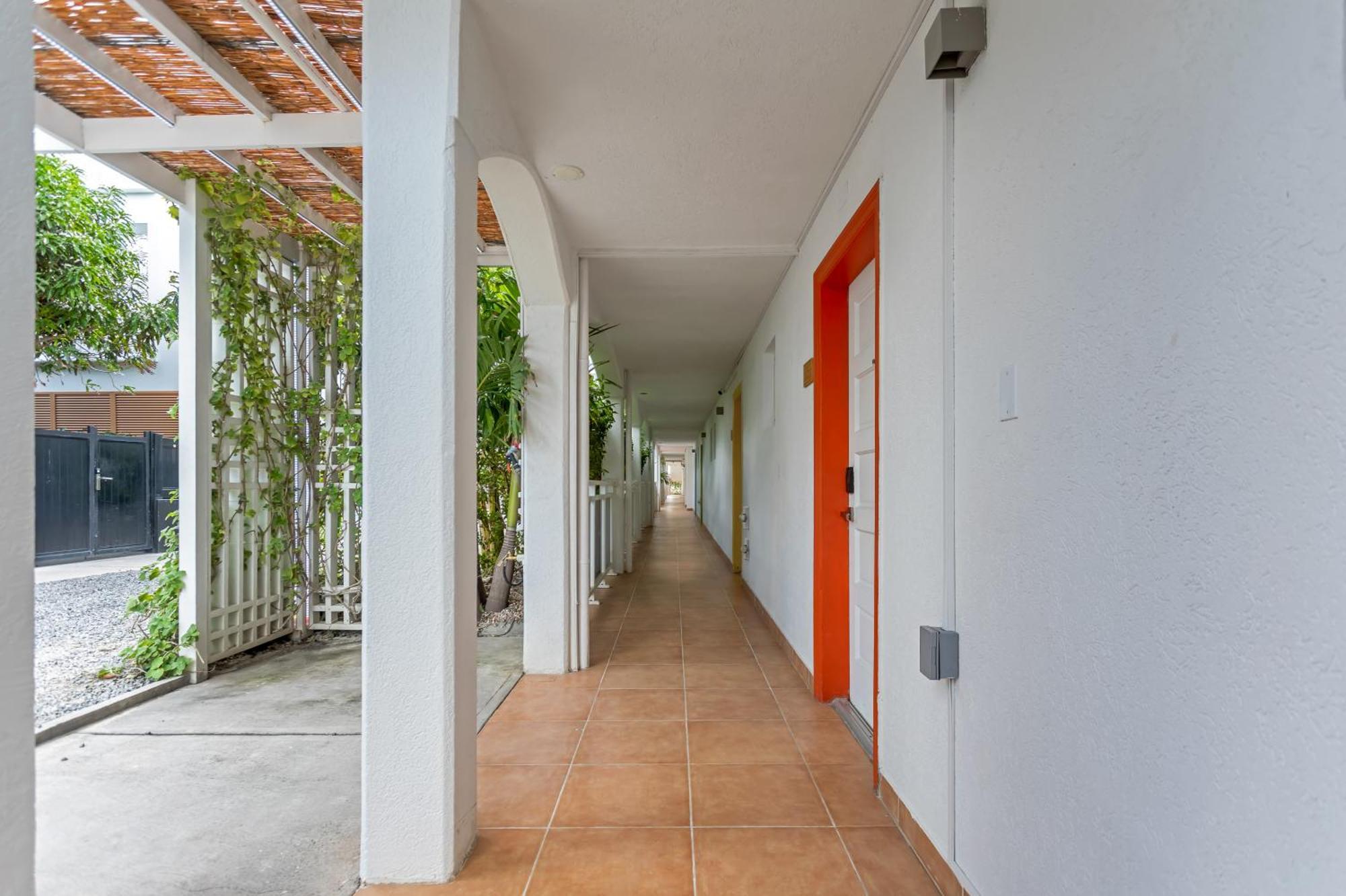 Maho Beach House - Sand Bar Studio - Ocean View Bagian luar foto